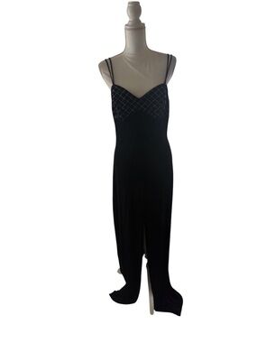 Filigree LTD Collection VINTAGE black knit body con cocktail mermaid gown